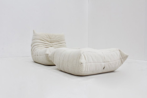 Image 1 of Vintage Togo fauteuil met poef 1980s Michel Ducaroy Ligne Roset