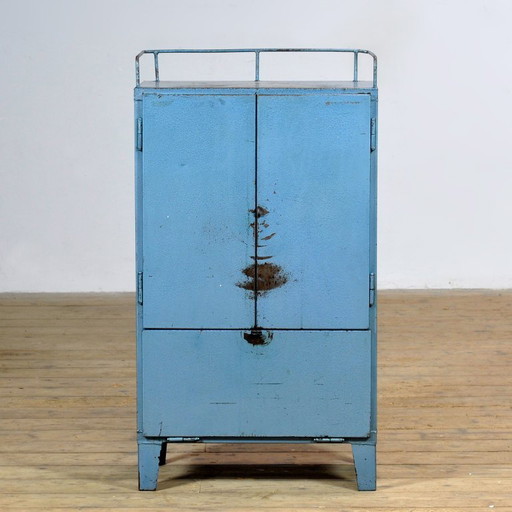 Meuble industriel à quatre tiroirs des années 1970