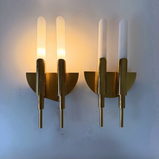 2x design wandlamp Herbert Schmidt - messing, melkglas