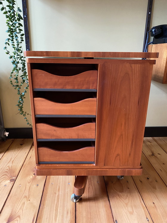 Image 1 of Giorgetti boekenmolen bijzettafel 