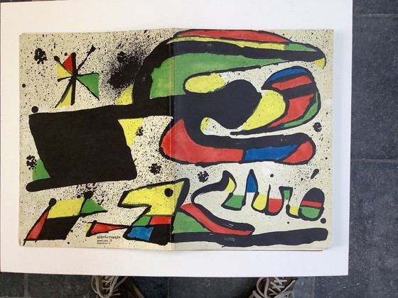 Joan Miro Homenatge a Gaudí catalogo della mostra, Litografie e stampe, Carta, Rosso, Modern (foto 2 di 5)