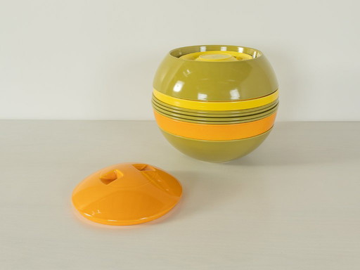 LA BOULE Space Age modular tableware, Villeroy & Boch, 1971