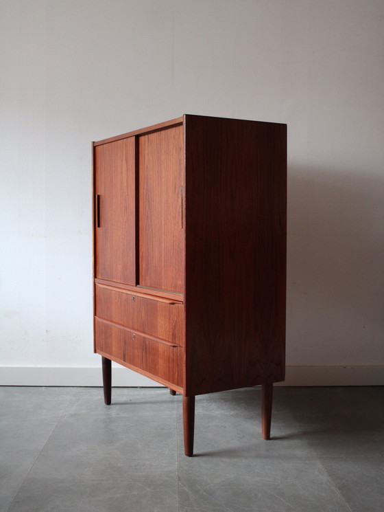 Image 1 of Mobiletto da parete vintage in teak danese