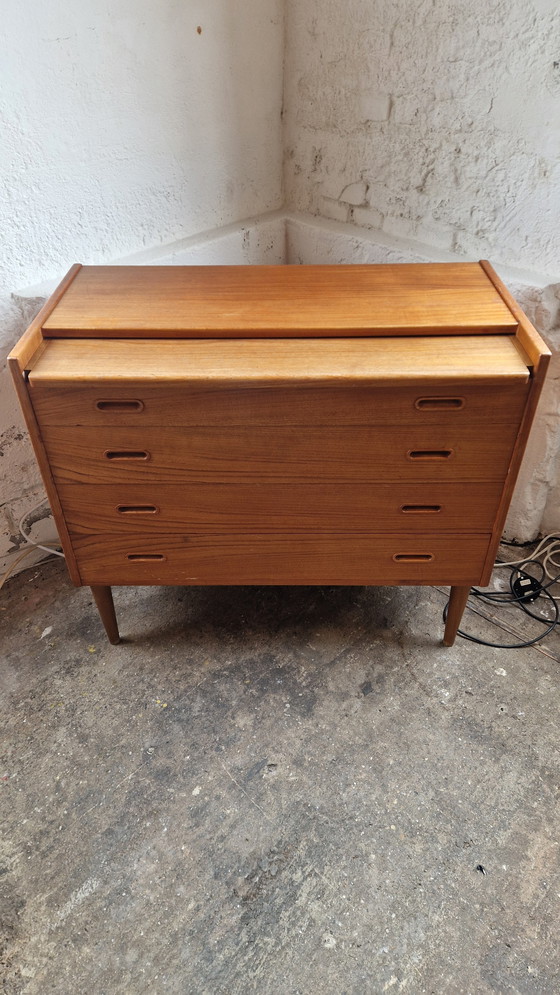 Image 1 of Commode design danois avec coiffeuse et miroir, années 1970