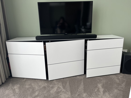 Image 1 of Movani Anrichte