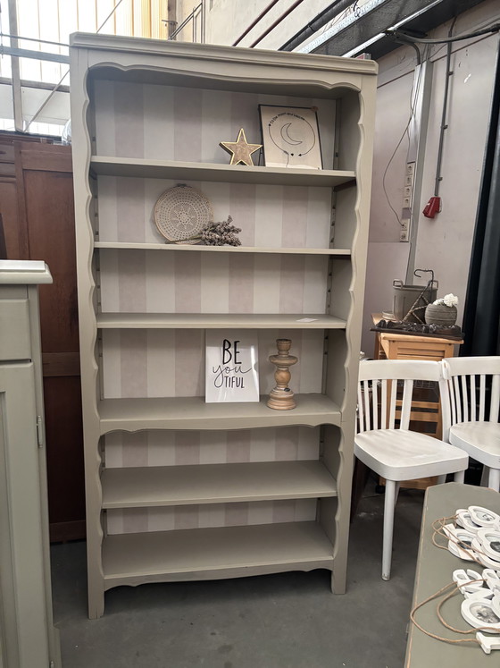 Image 1 of Vintage bookcase / cabinet