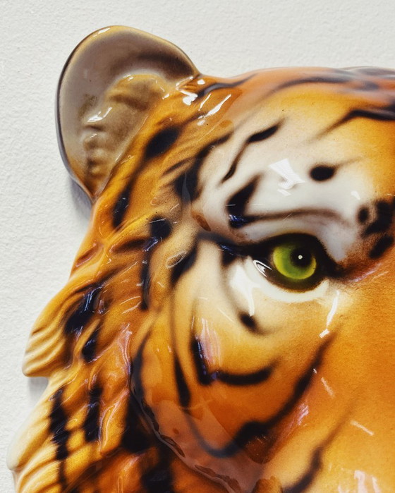 Image 1 of Masque mural en céramique tigre