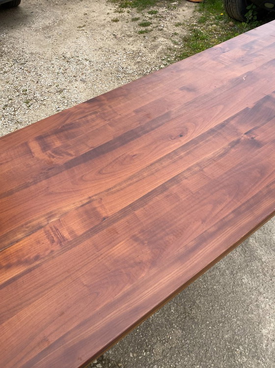 Image 1 of Eettafel in boerderijstijl van massief hout met 1 lade, circa 1930, 209x80 cm