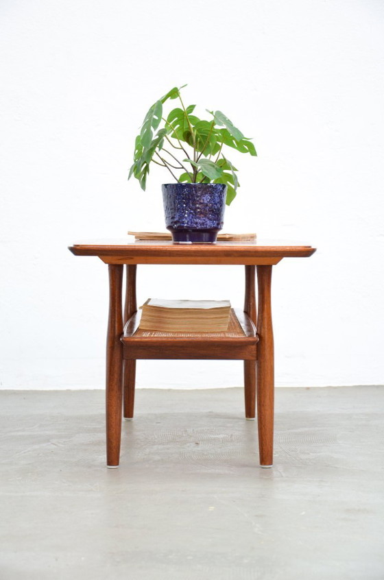 Image 1 of Vintage salontafel, rotan uit het midden van de vorige eeuw, teakhouten plank, Deens, jaren 60
