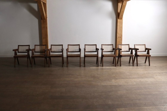 Set van 8 Pierre Jeanneret bureaustoelen van riet, India, jaren 1950. – Eetkamerstoelen, Wood (photo 9 of 20)