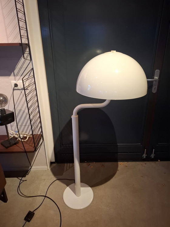 Image 1 of Lampada da terra vintage a forma di fungo