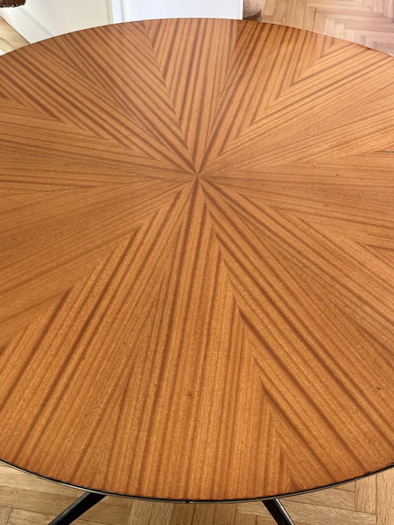 Image 1 of Mesa redonda Diseñador Ignazio Gardella 