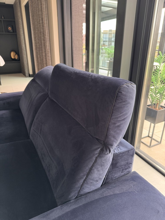 ROM 2x 2-seater Sofa electr. Reclining function + USB in velvet blue – Metal (photo 7 of 13)
