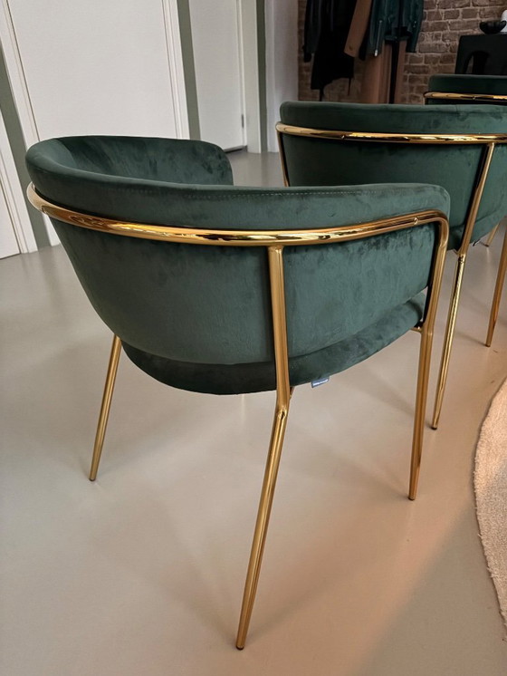 Image 1 of 4 chaises de salle à manger Kave Home Runnie vert/or