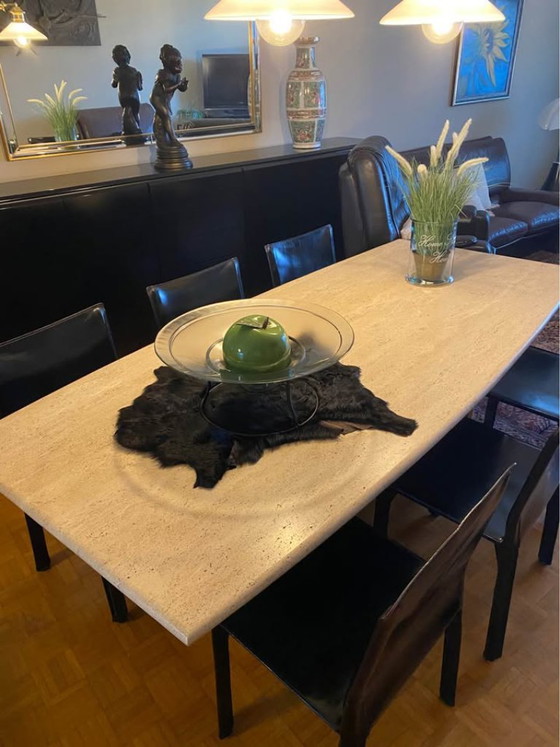 Travertine table with chairs – Cassina, Dining tables (photo 5 of 5)