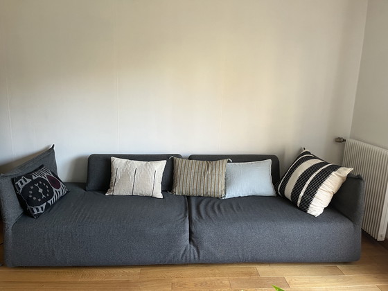 Image 1 of Wij verkopen de "Highland" bank van Moroso Design: Patricia Urquiola, B&B Italia