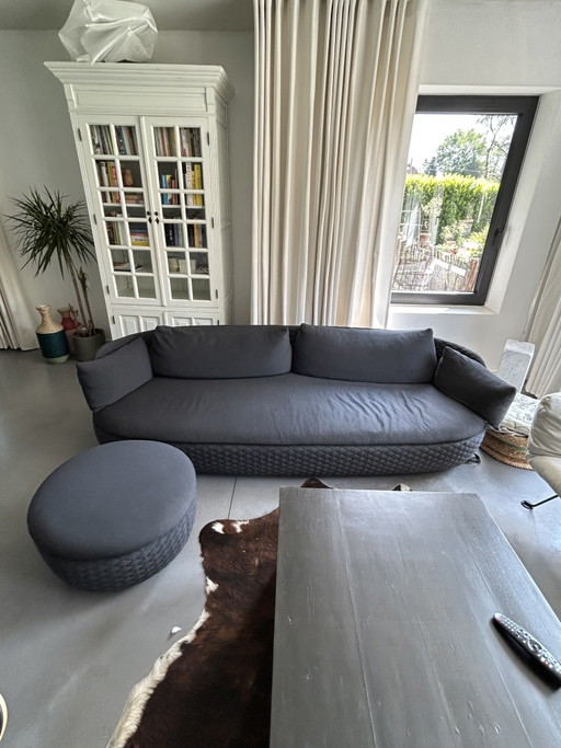 Divano Moooi Bart con pouf