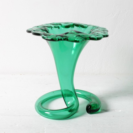 Image 1 of Vaso artistico vintage in vetro verde / Decorazione per la casa soffiato a mano / Stilvetro / Roma / Italia / Anni '80