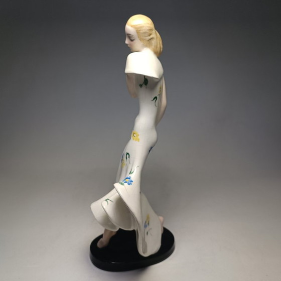 Goldscheider - Claire Weiss - Skulptur, Art Deco Dame im langen Kleid - 28,5 cm - Porzellan (photo 14 of 35)