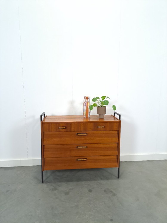 Image 1 of Teak schoenenkast met zwart metalen poten, nr. 1