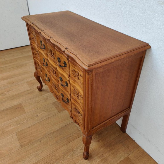 Vintage Queen Ann Chest of drawers – Wood (photo 5 of 12)