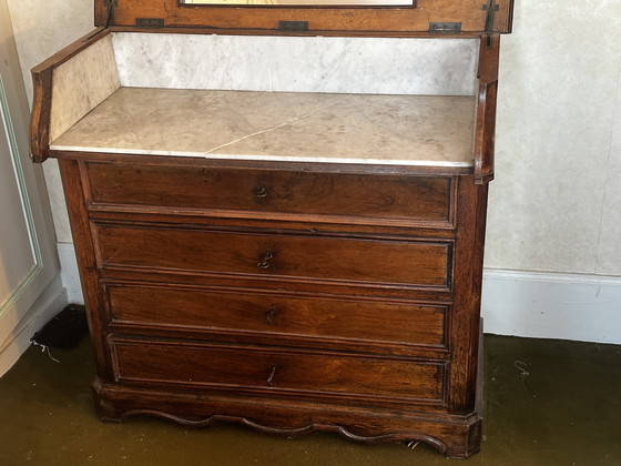 Image 1 of Commode de toilette XIX e s en noyer et marmo stile Luigi Filippo 