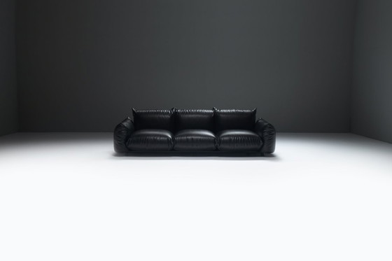 Image 1 of Marenco 255 Sofa Mario Marenco Arflex Italy 1970 Original black leather bodied three seat sofa on a low rounded base  The Marenc