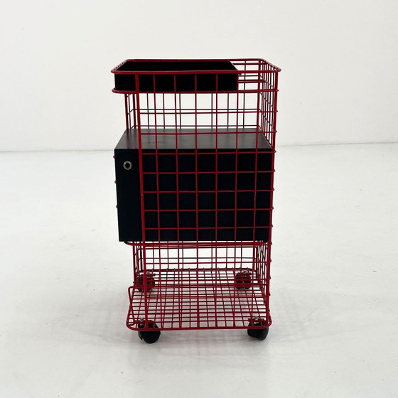 Image 1 of Cassettiera in filo metallico su ruote, anni '80