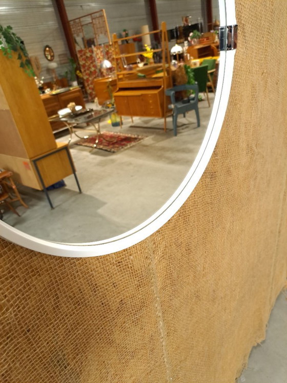 Image 1 of Witte ronde kunststof spiegel met chroom