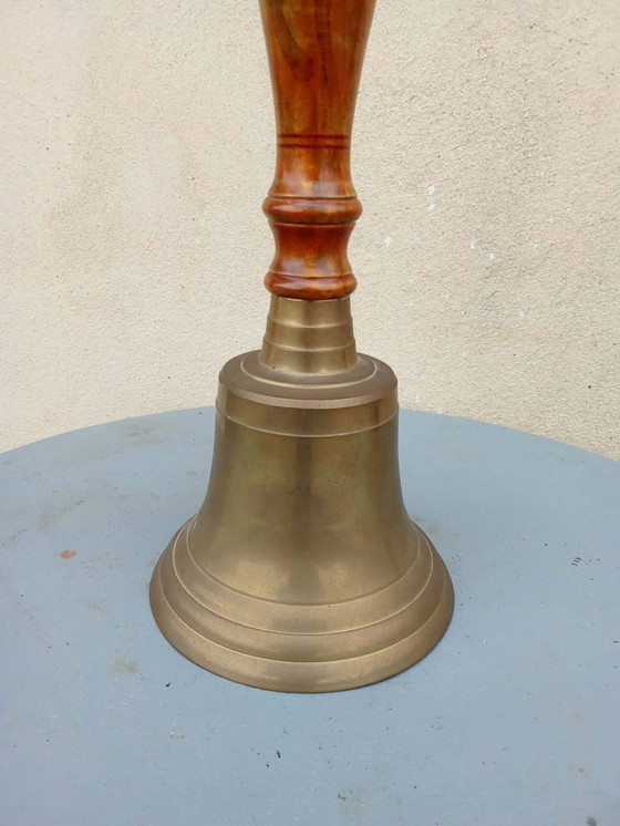 Image 1 of Vintage table cloche