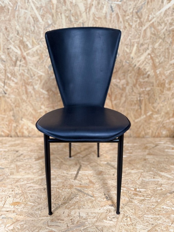 Image 1 of 4 x postmoderne italienische Esszimmerstühle