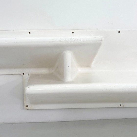 Image 1 of Mueble de pared de fibra de vidrio con escritorio y banco o estantes de Club Med, década de 1970.