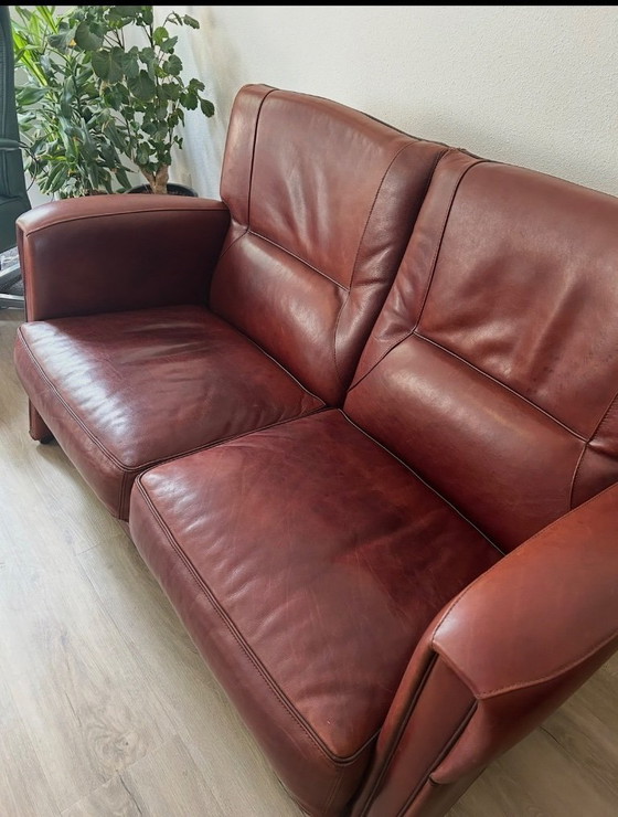 Image 1 of English-style leather seating area