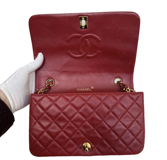 Image 1 of Chanel a patta intera