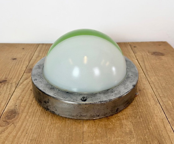 Lampe murale ou plafonnier d'urgence vintage, années 1970 – Elektrosvit, Appliques murales, Glass, Iron (photo 5 of 13)