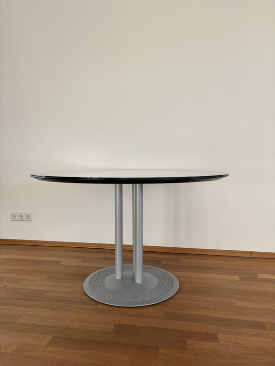 Image 1 of Leolux "Trias" designer dining table (Hugo de Ruiter) including custom-made glass top