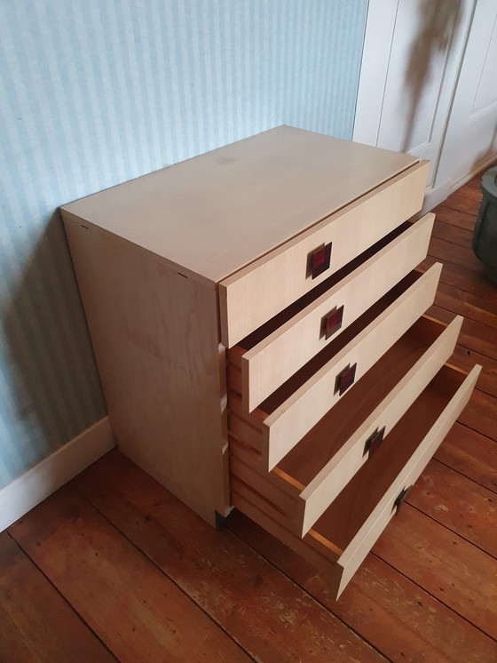 Image 1 of Ladenkastje begin jaren 60