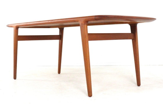 Image 1 of Vintage Deense teak salontafel 'Fugslev'