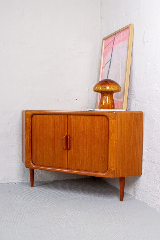 Image 1 of Vintage teakhouten hoekcommode/dressoir/hoekkast, Deens, midden 20e eeuw