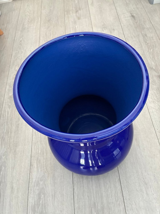 Des Pots large “hourglass” vase (cobalt blue) – Ceramic (photo 2 of 5)