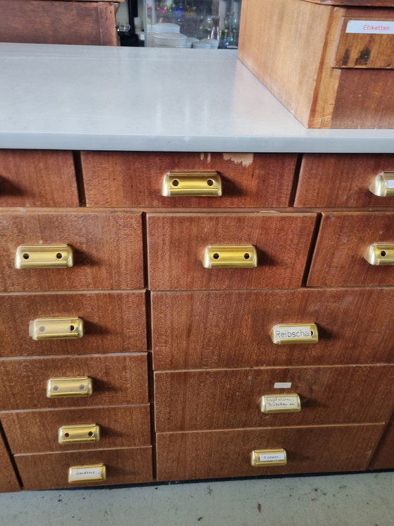 Vintage Apothecary Cabinet 60s Midcentury – Sideboard, Marble, Wood (photo 6 of 25)