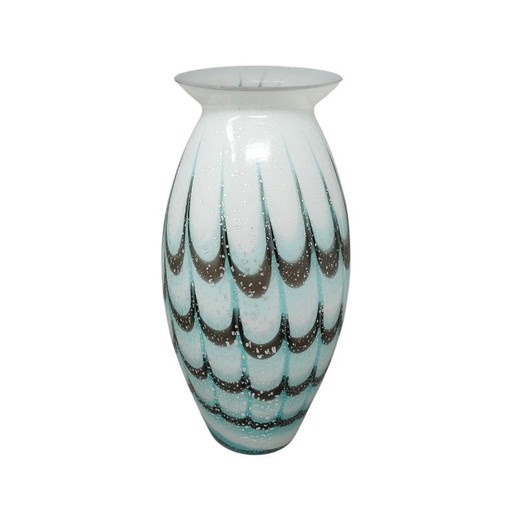 1960er Jahre Luxuriöse handgefertigte Vase aus Muranoglas. Hergestellt in Italien