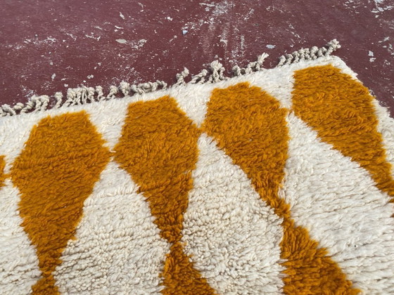 Image 1 of Vintage Beni Ourain Rug 154x98 cm – Handmade Moroccan Wool Rug – Mustard Diamond Pattern – Small Area Rug / Boho Minimalist Deco