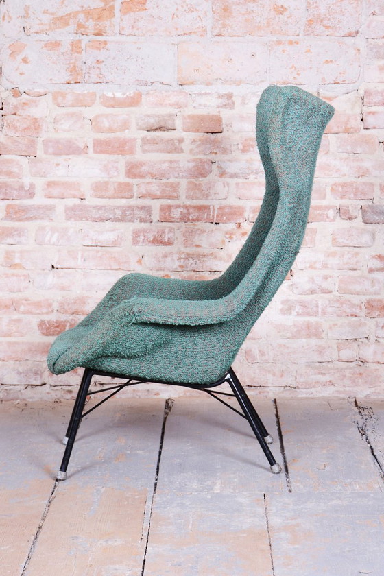 Fauteuil à oreilles original du milieu du XXe siècle, par Miroslav Navratil, fibre de verre, République (photo 3 of 9)