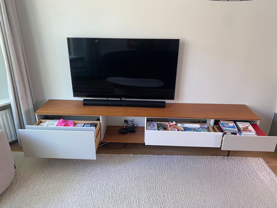 Image 1 of Pastoe tv kast