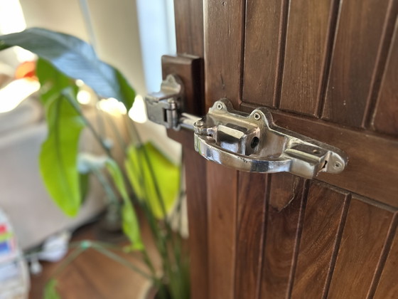 Image 1 of Design kast van massief walnut - repro koelkastmodel