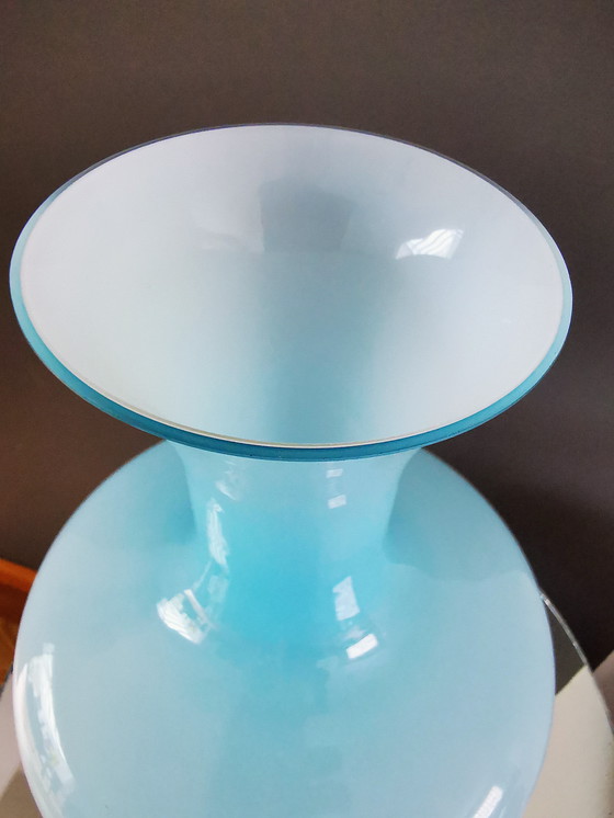 Image 1 of Verre Empoli Italie Toscane, années 1960, vase bleu clair