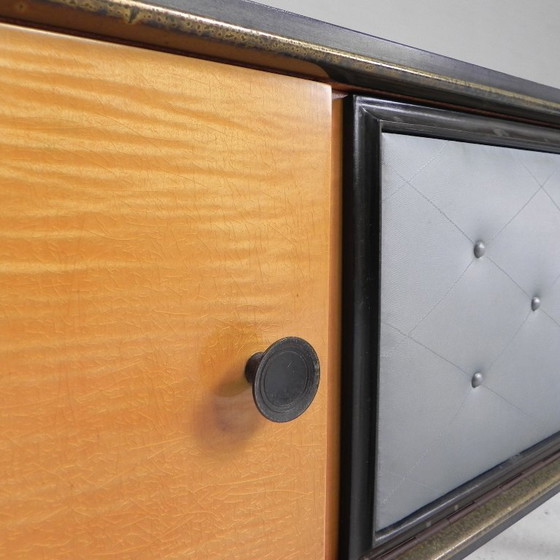 Image 1 of Aparador antiguo con patas cónicas, década de 1950.