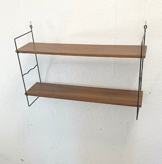 Image 1 of Vijftiger jaren wandrek met twee schappen 