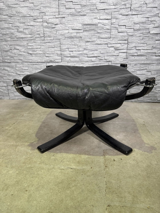 Falcon chair Footstool Vatne Møbler – Footstools & poufs, Wood, Leather (photo 3 of 8)